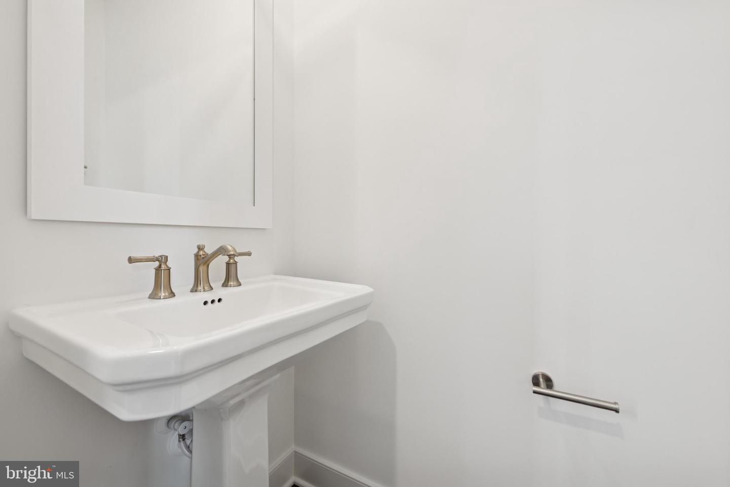 33809 Allen St Property Photo 10
