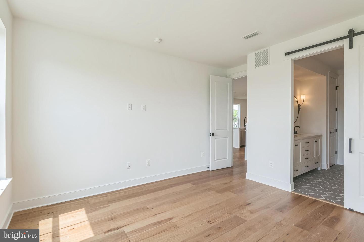 33815 Allen St Property Photo 13