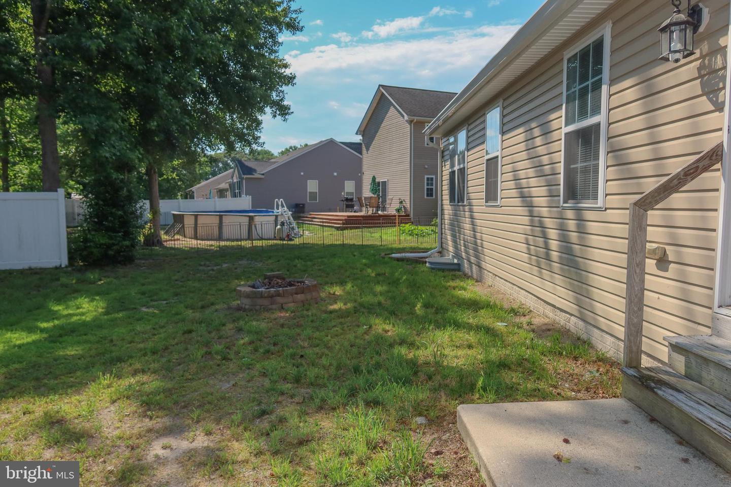 19097 Carey Ln Property Photo 23