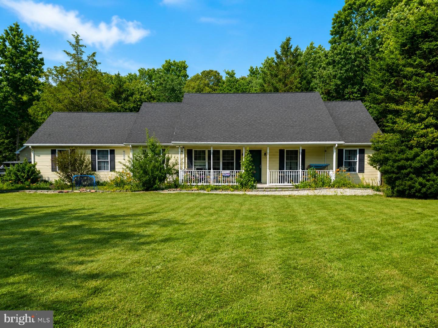 33121 FOREST KNOLL DR