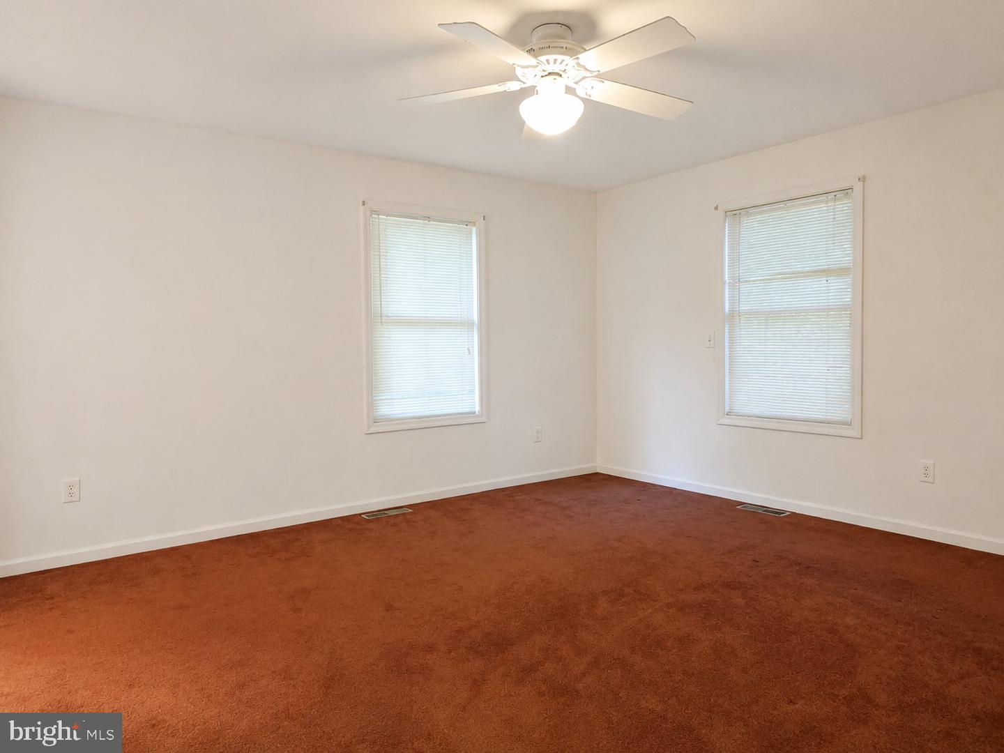 33121 Forest Knoll Dr Property Photo 6