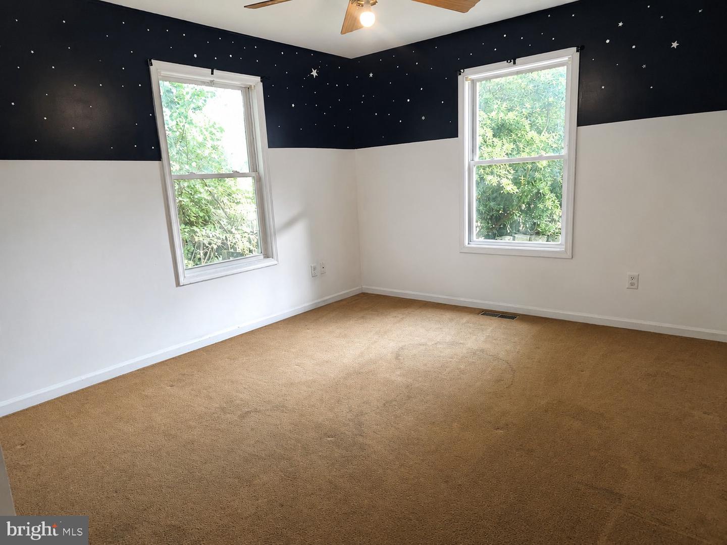 33121 Forest Knoll Dr Property Photo 8