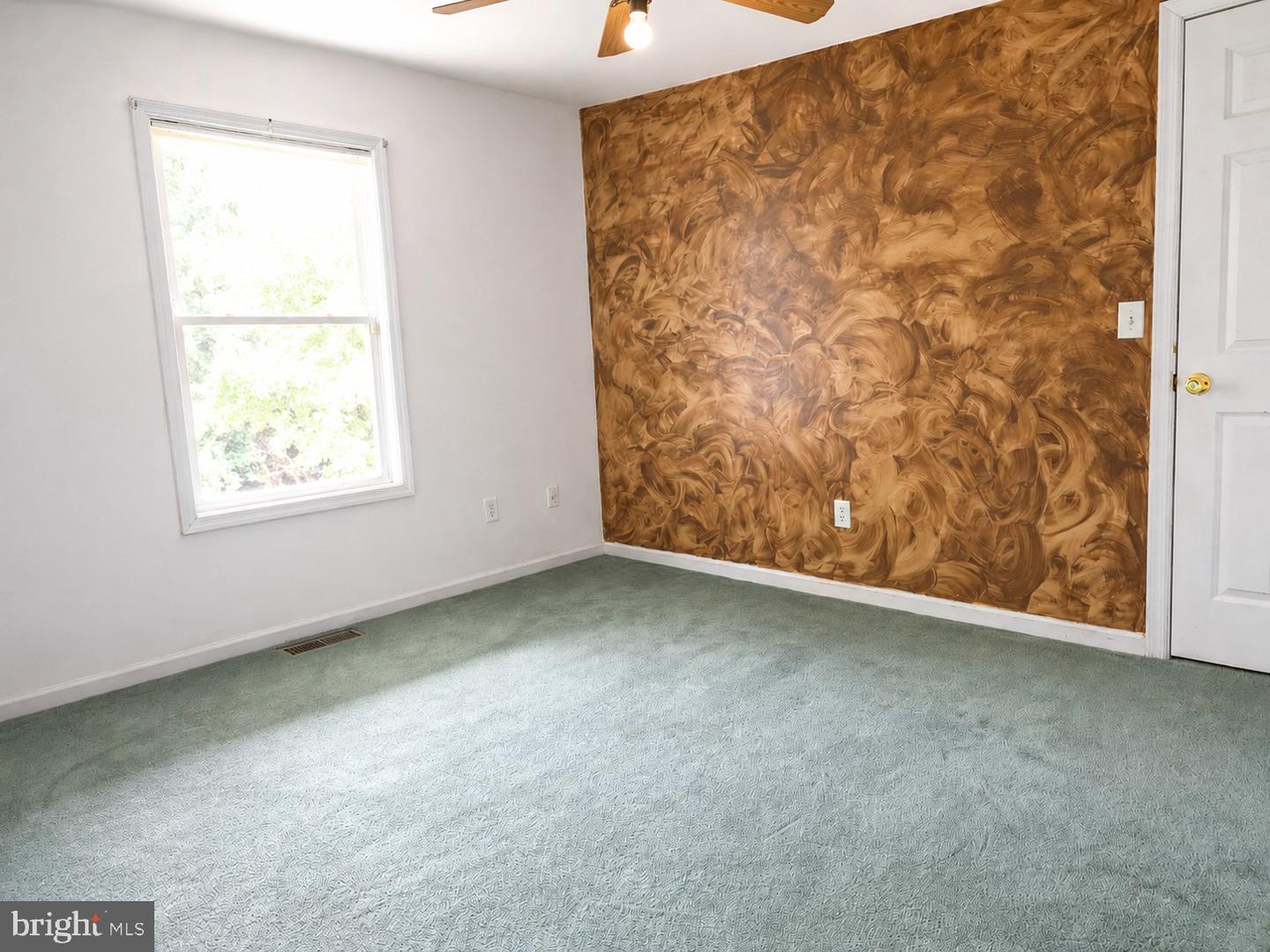 33121 Forest Knoll Dr Property Photo 9