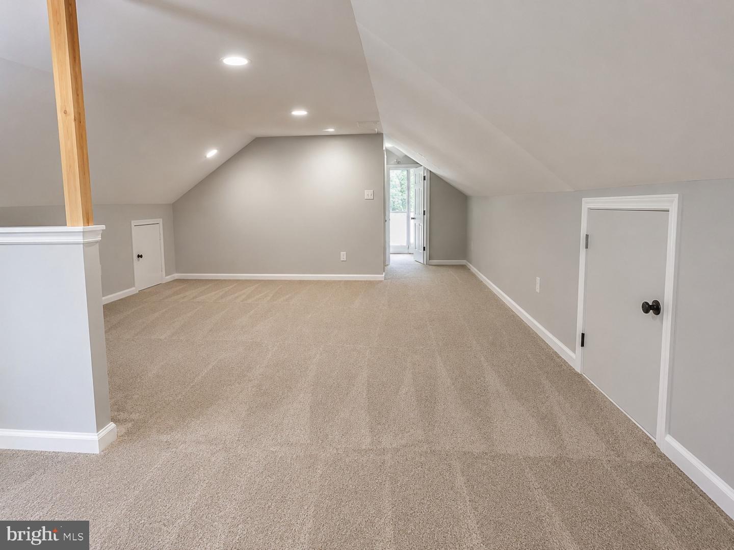 33121 Forest Knoll Dr Property Photo 15