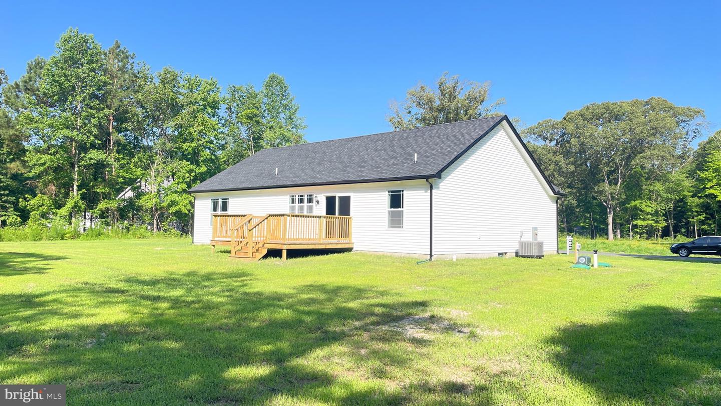 28142 Blueberry Ave Property Photo 6
