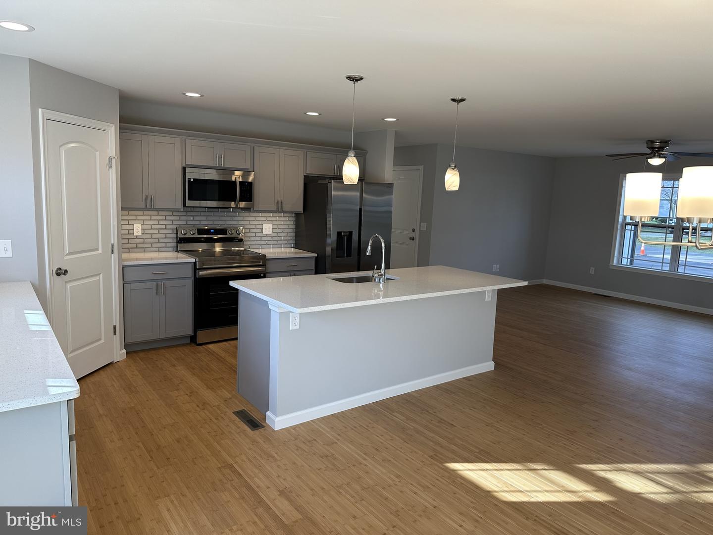 28142 Blueberry Ave Property Photo 10