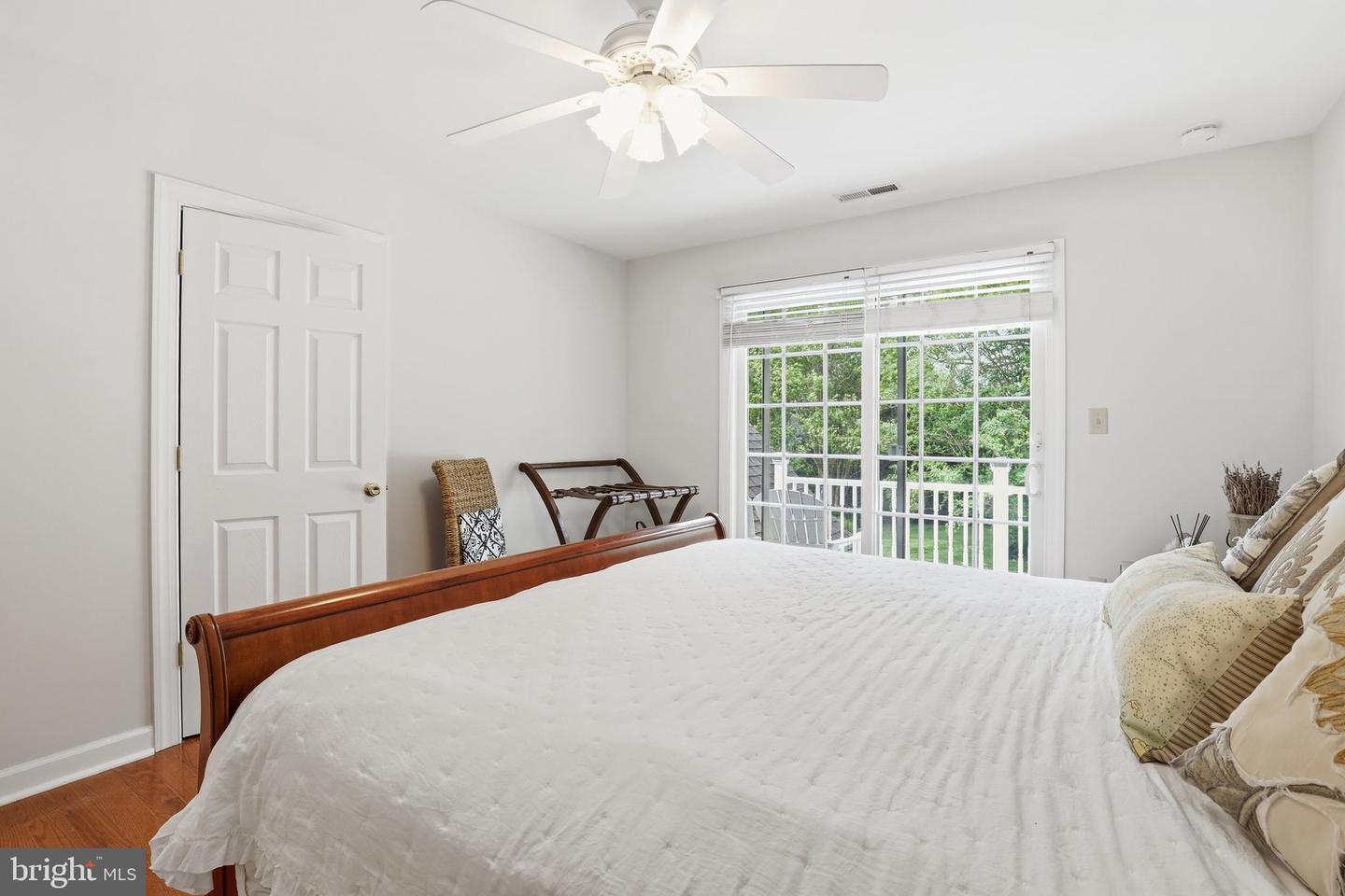 102 London Cir S Property Photo 31