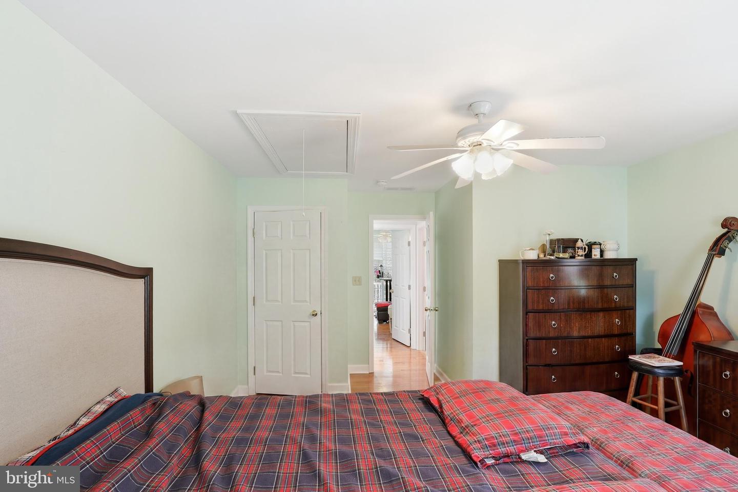 102 London Cir S Property Photo 41