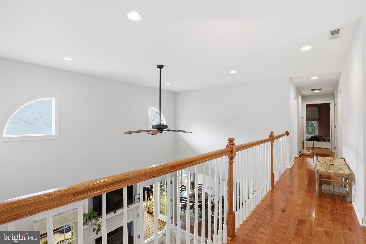 102 London Cir S Property Photo 45