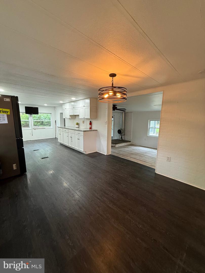 27290 Cottage Rd Property Photo 14
