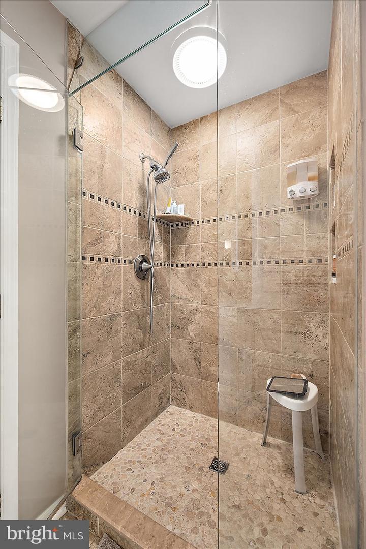 202 Cedar Property Photo 33