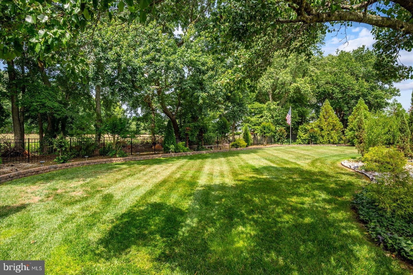 202 Cedar Property Photo 53