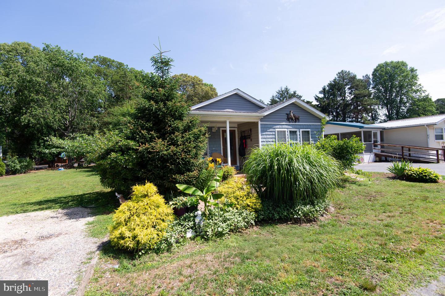 29505 Maple Rd Property Photo 2