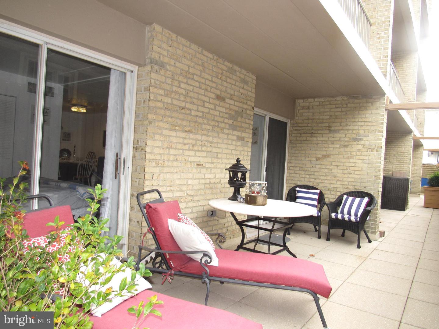 8 Olive Ave #102 Property Photo 33