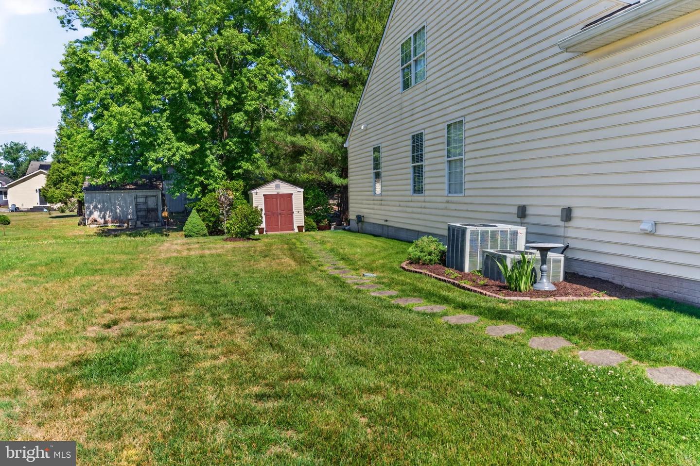 19 Waterford Ln Property Photo 42