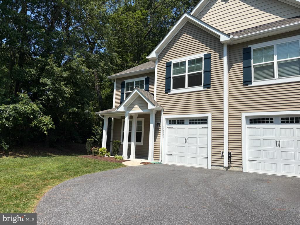 32041 Woods Ct Property Photo 2