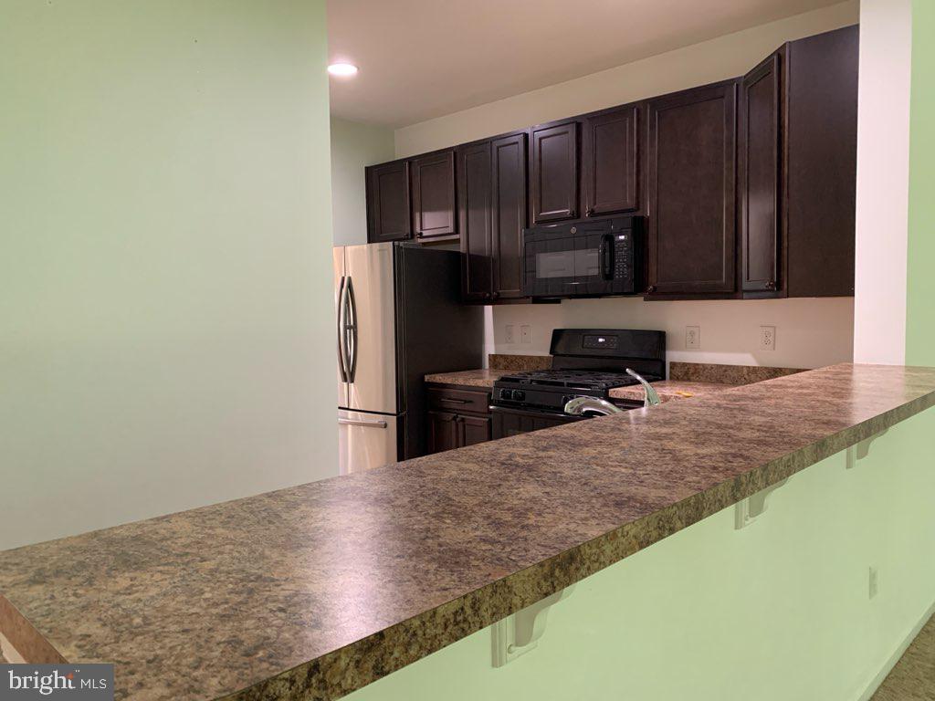 32041 Woods Ct Property Photo 5
