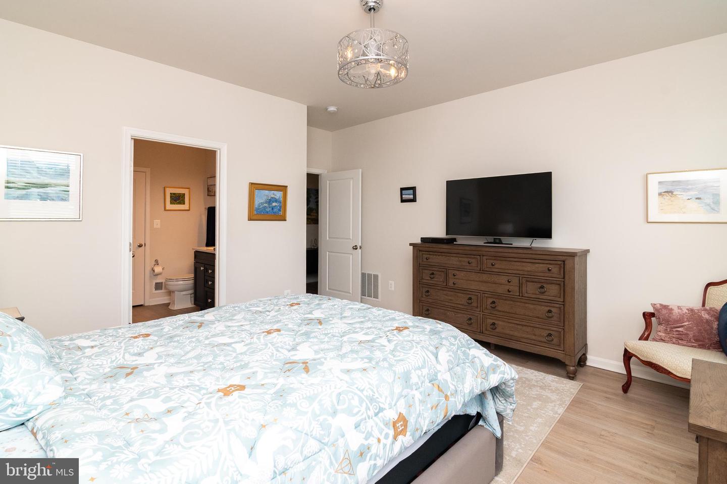 25068 Treeview Ln Property Photo 18