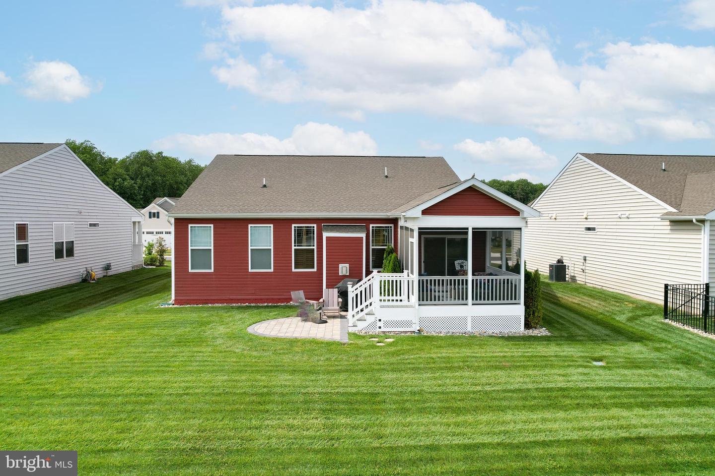 25068 Treeview Ln Property Photo 34