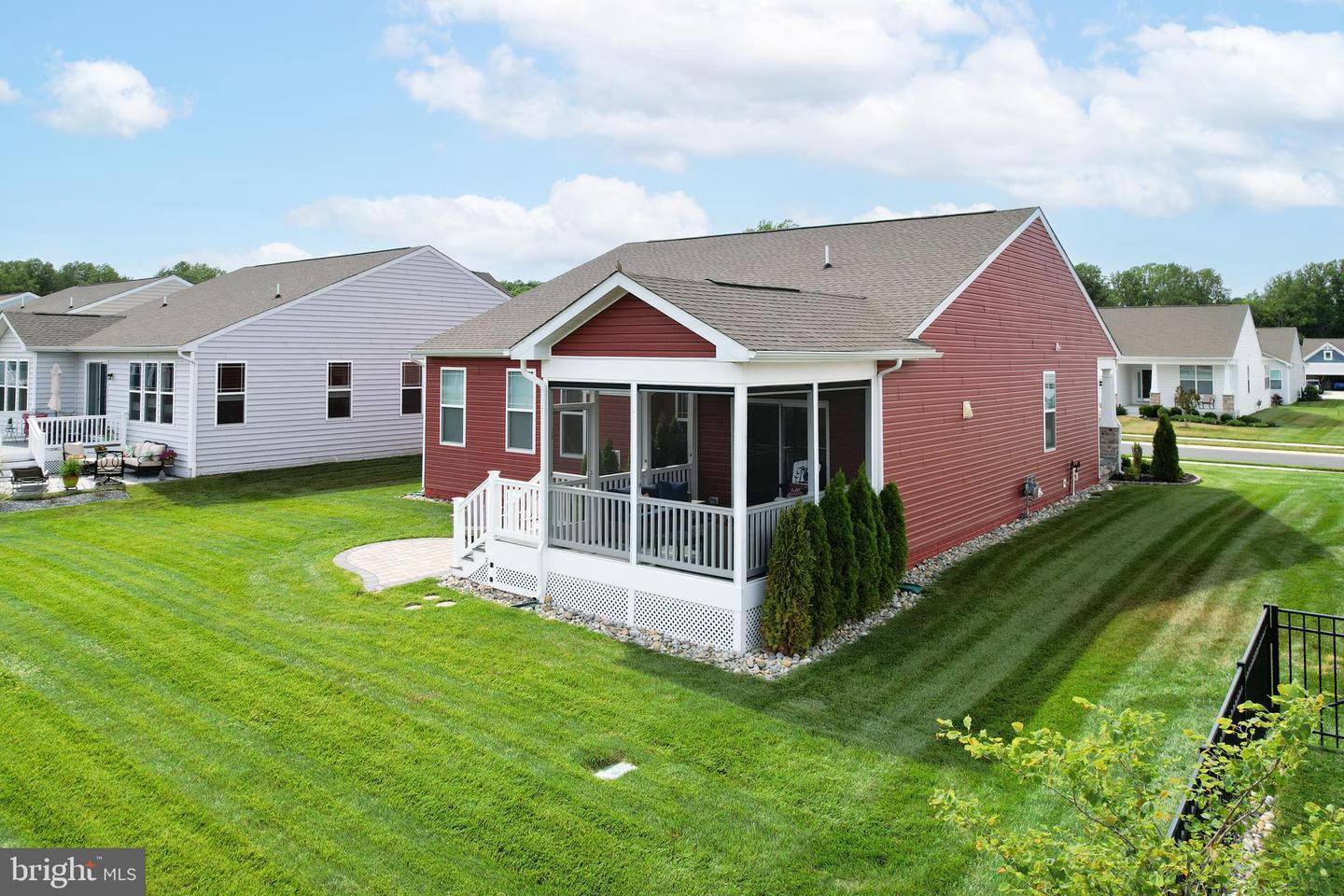25068 Treeview Ln Property Photo 35