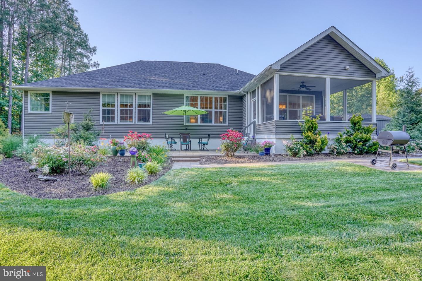 24630 Hollytree Cir Property Photo 9