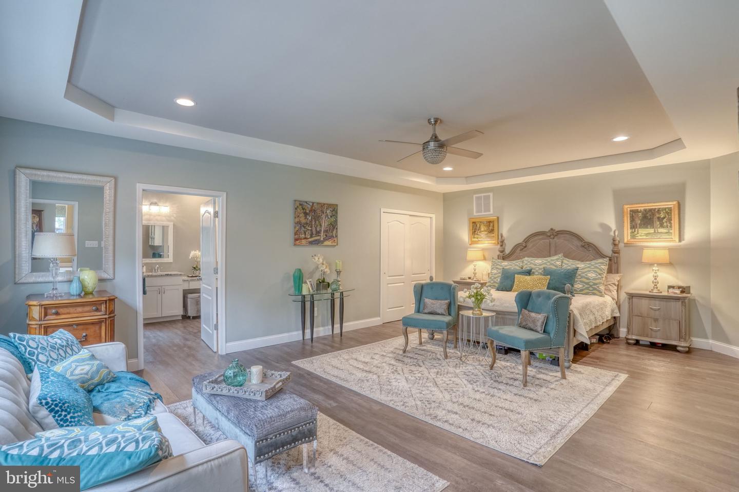 24630 Hollytree Cir Property Photo 26