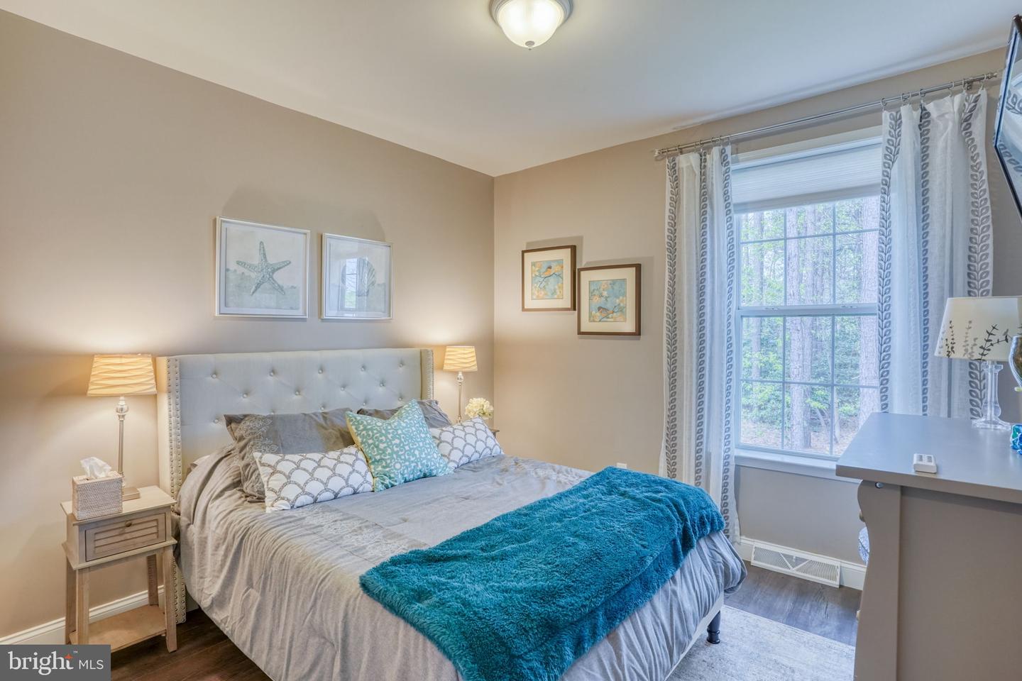24630 Hollytree Cir Property Photo 36