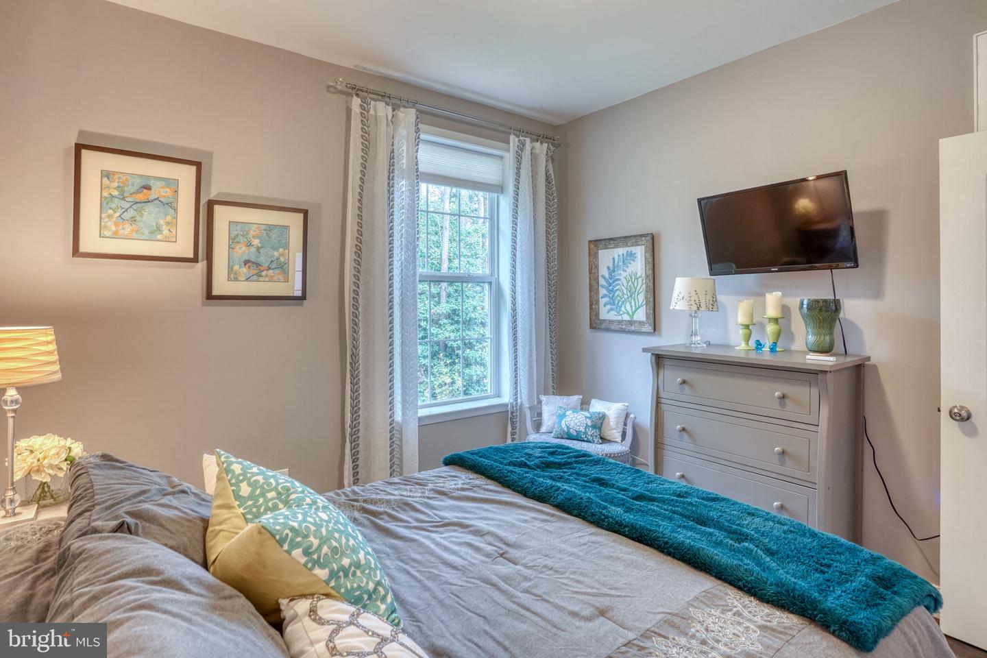 24630 Hollytree Cir Property Photo 37