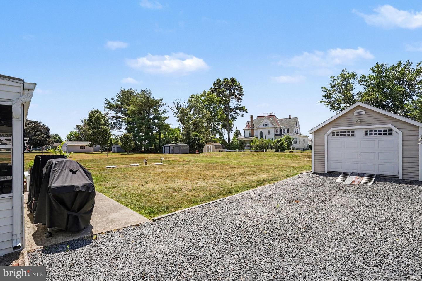 21768 Maple Dr Property Photo 28