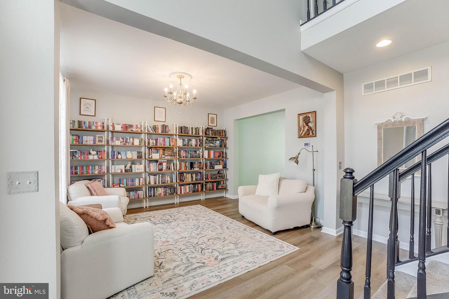 6 Costabella Ct Property Photo 3