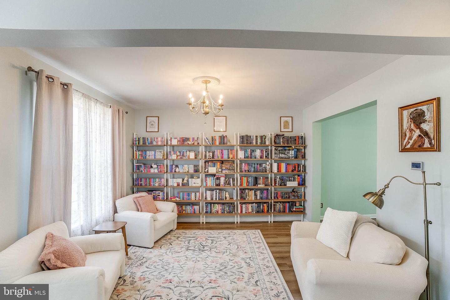 6 Costabella Ct Property Photo 4