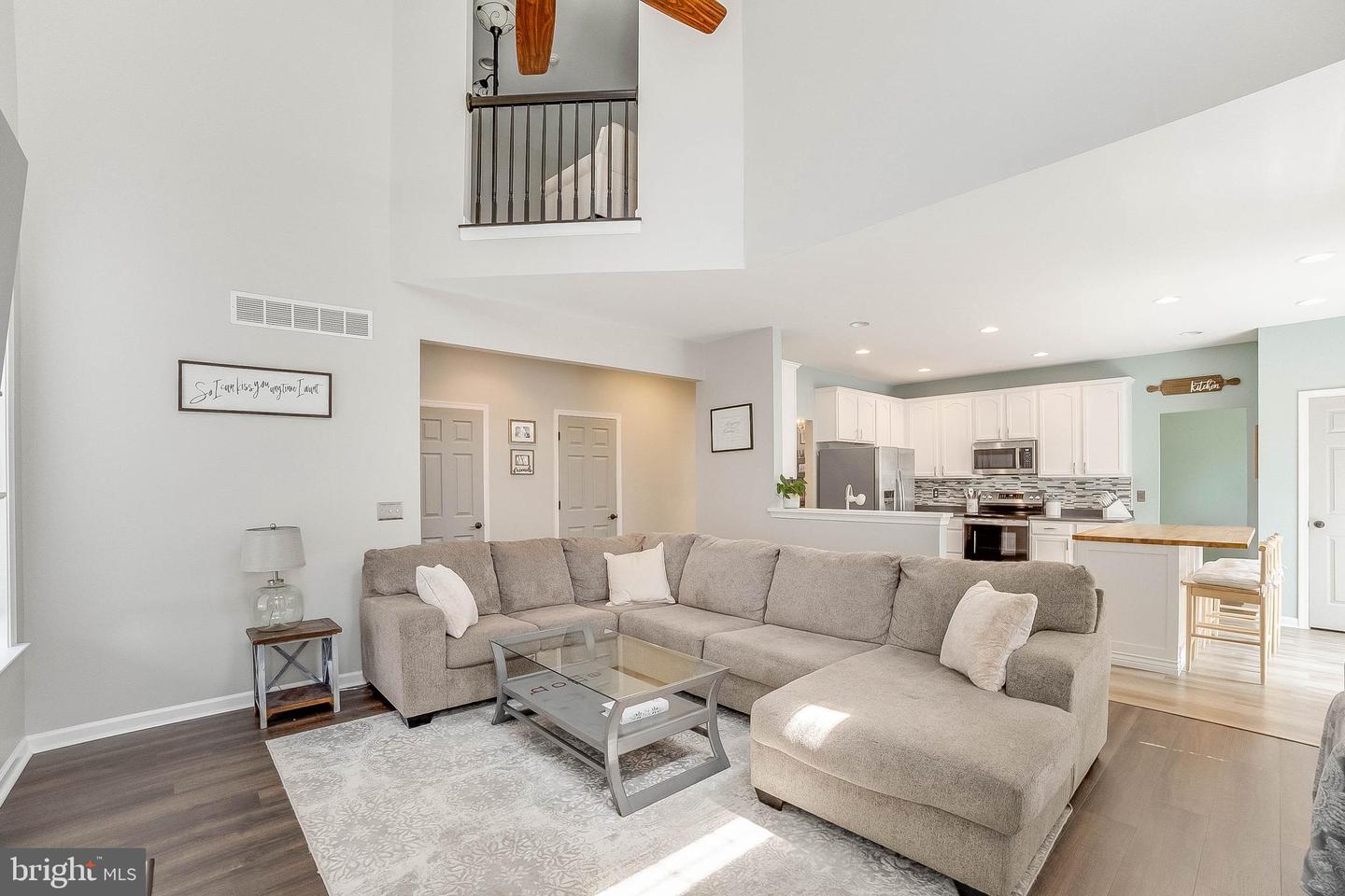 6 Costabella Ct Property Photo 6