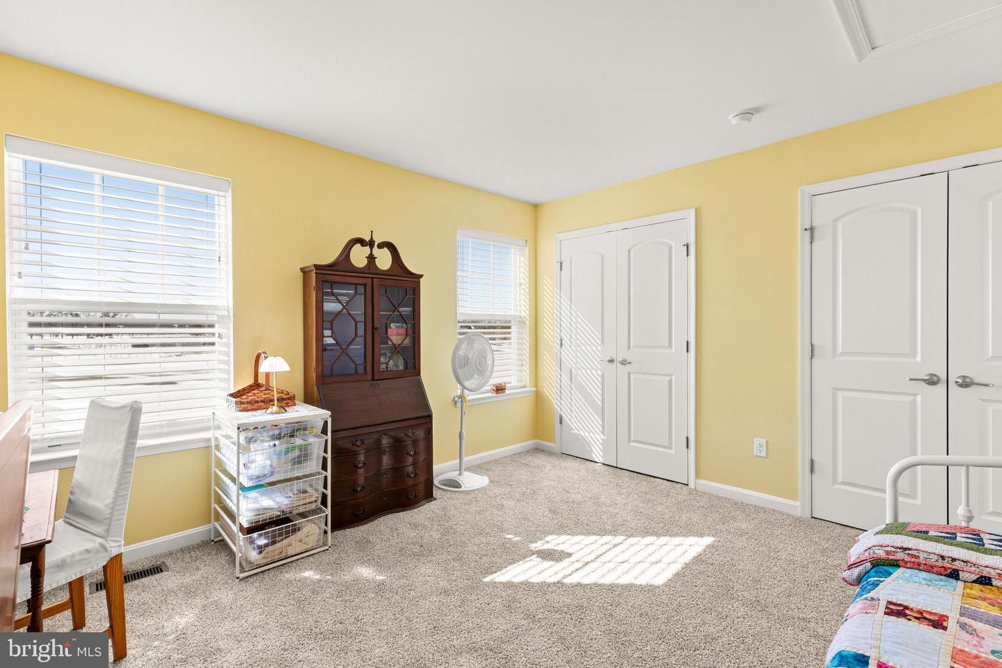 200 Fox St Property Photo 40