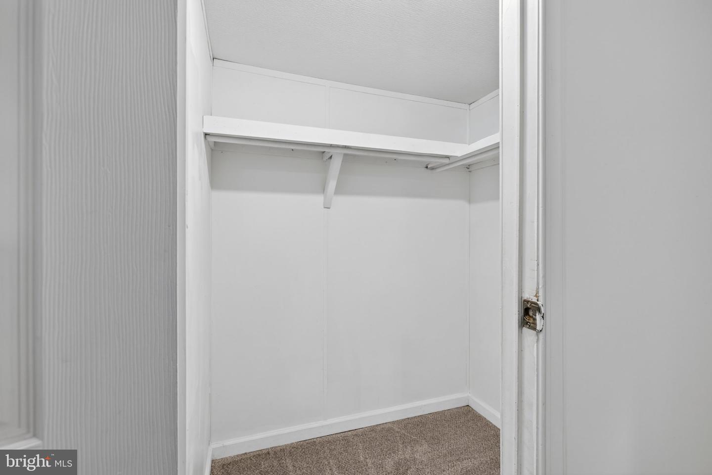 10667 Heritage Rd Property Photo 12