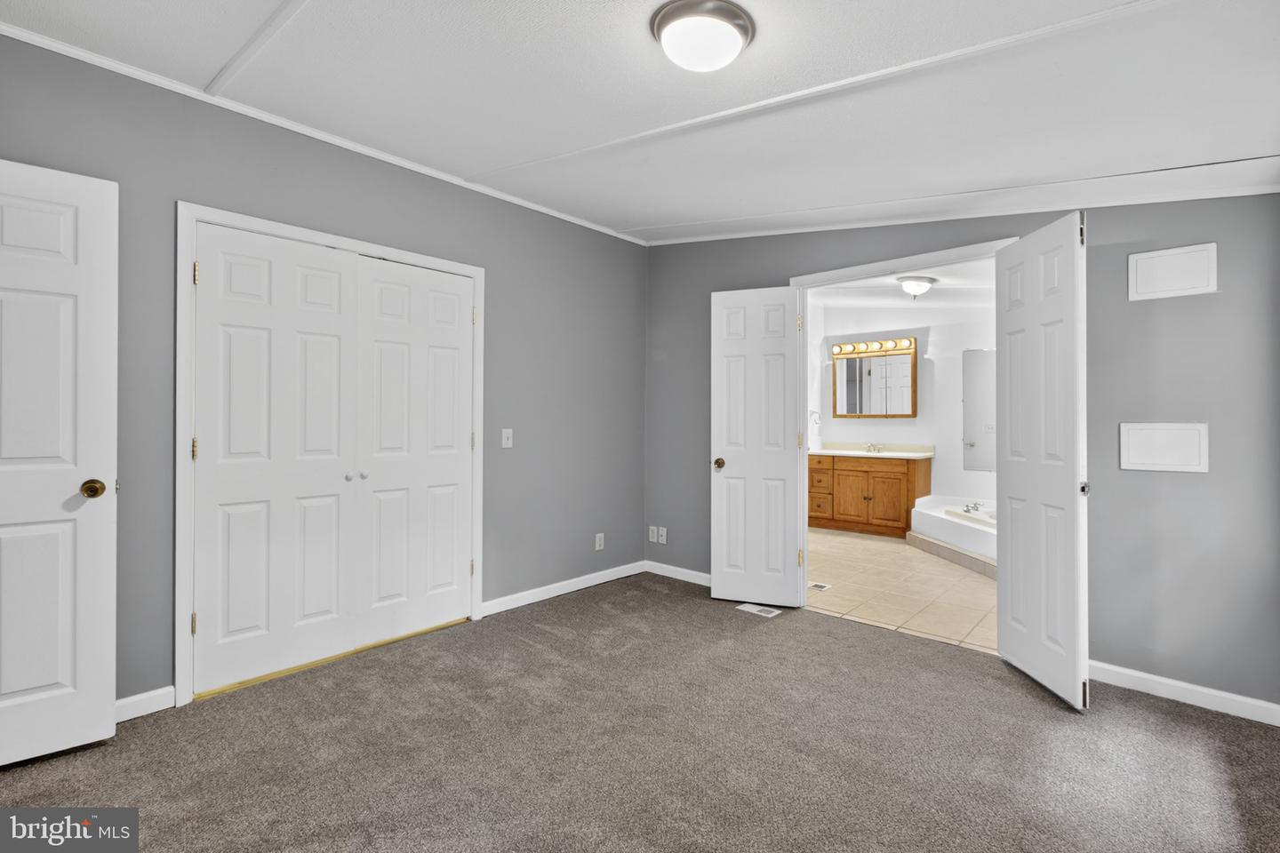 10667 Heritage Rd Property Photo 18