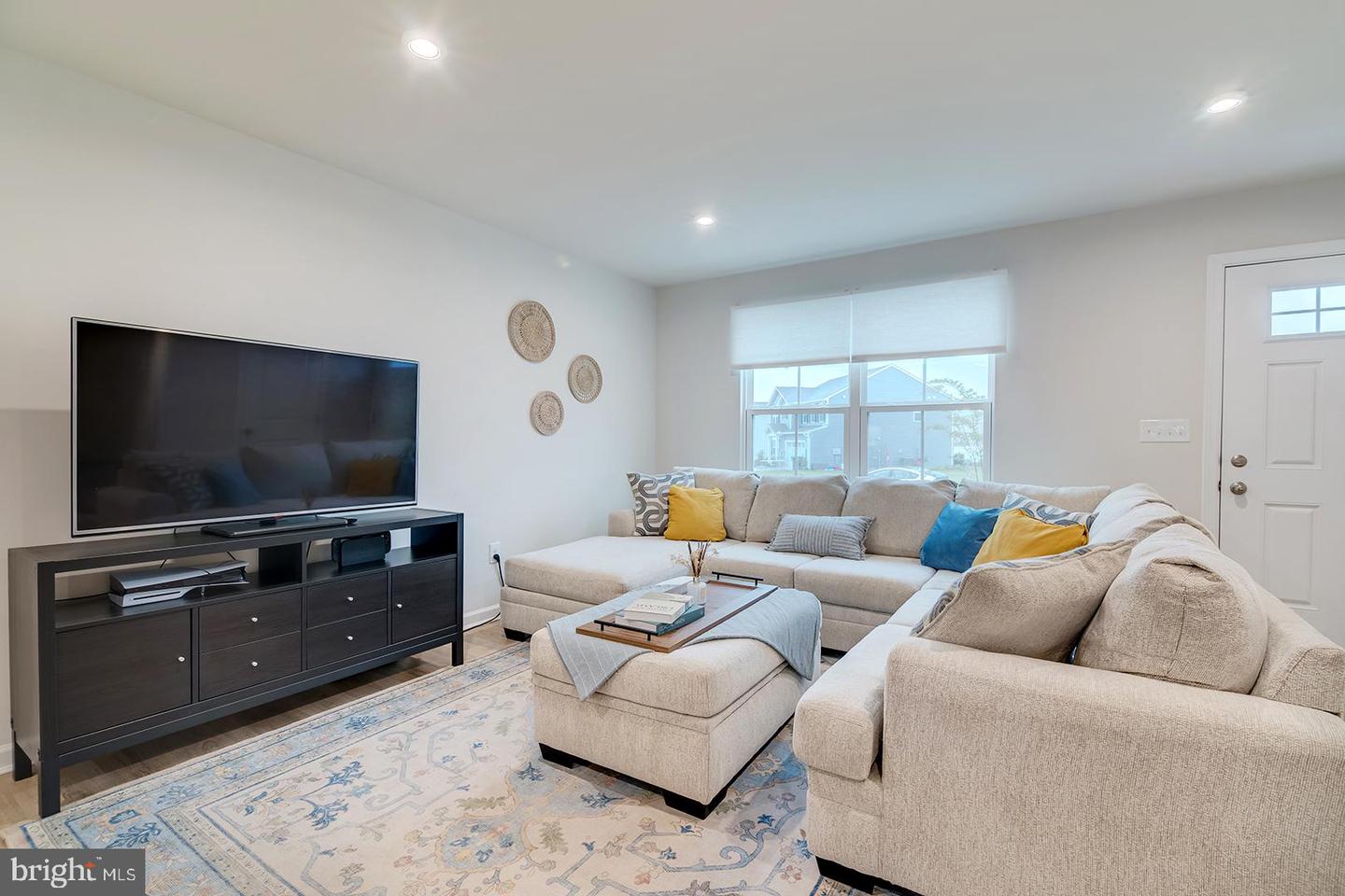 30045 Moorings Reach Property Photo 8