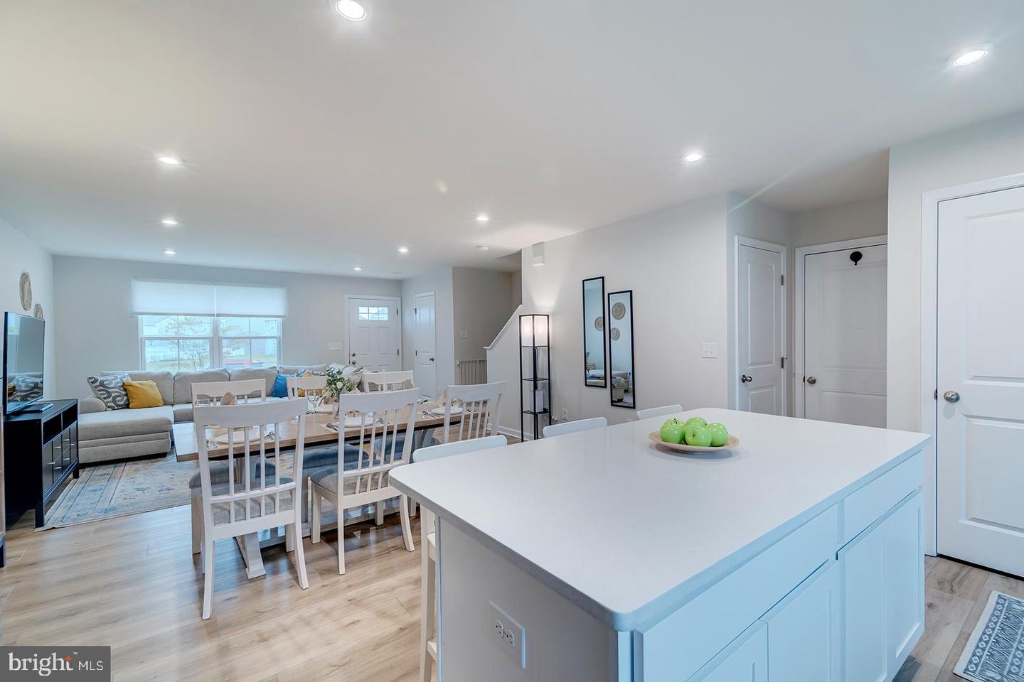 30045 Moorings Reach Property Photo 16