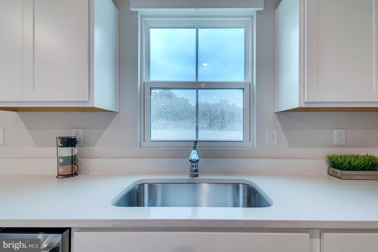 30045 Moorings Reach Property Photo 17