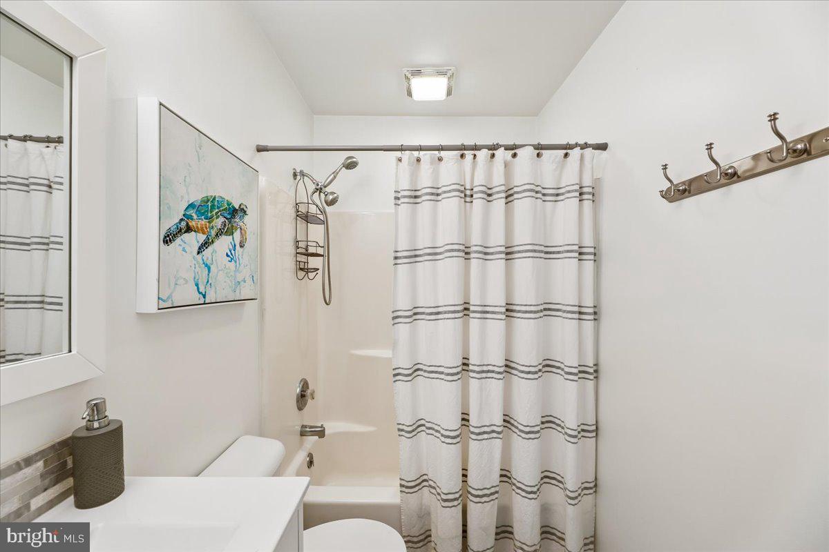 736 Hickman Dr Property Photo 26