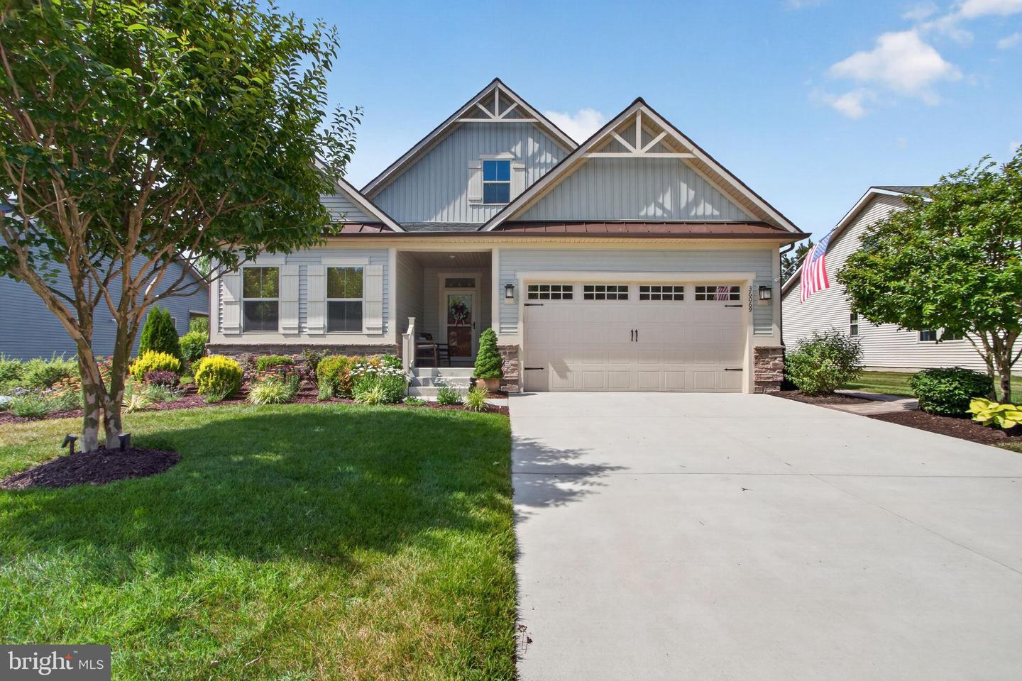 36069 Blackfin Dr Property Photo 1