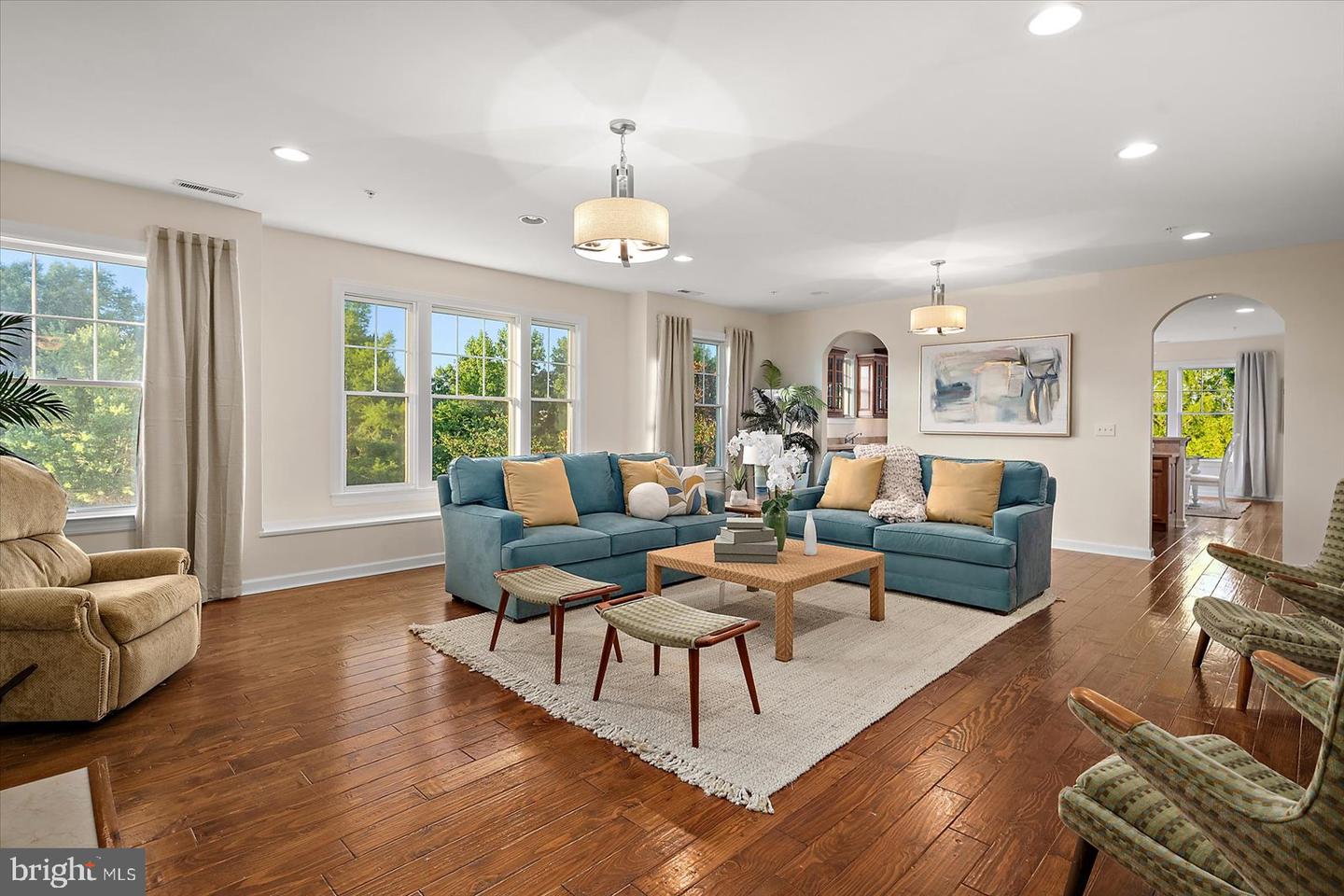 38407 Boxwood Ter #201 Property Photo 1