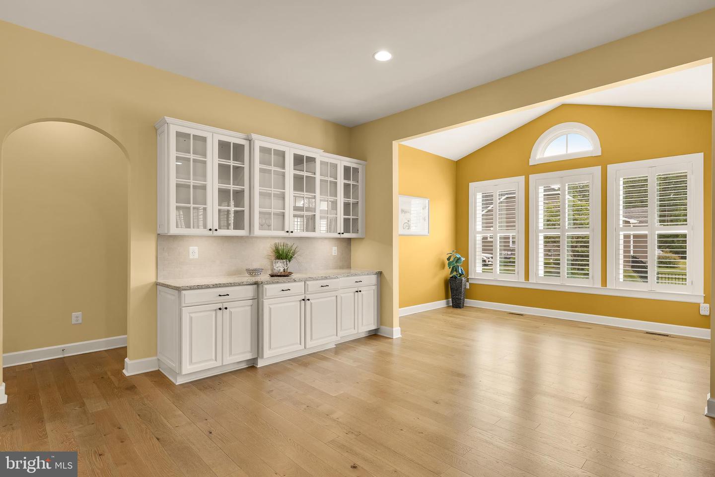 33415 Bridgehampton Ln Property Photo 9