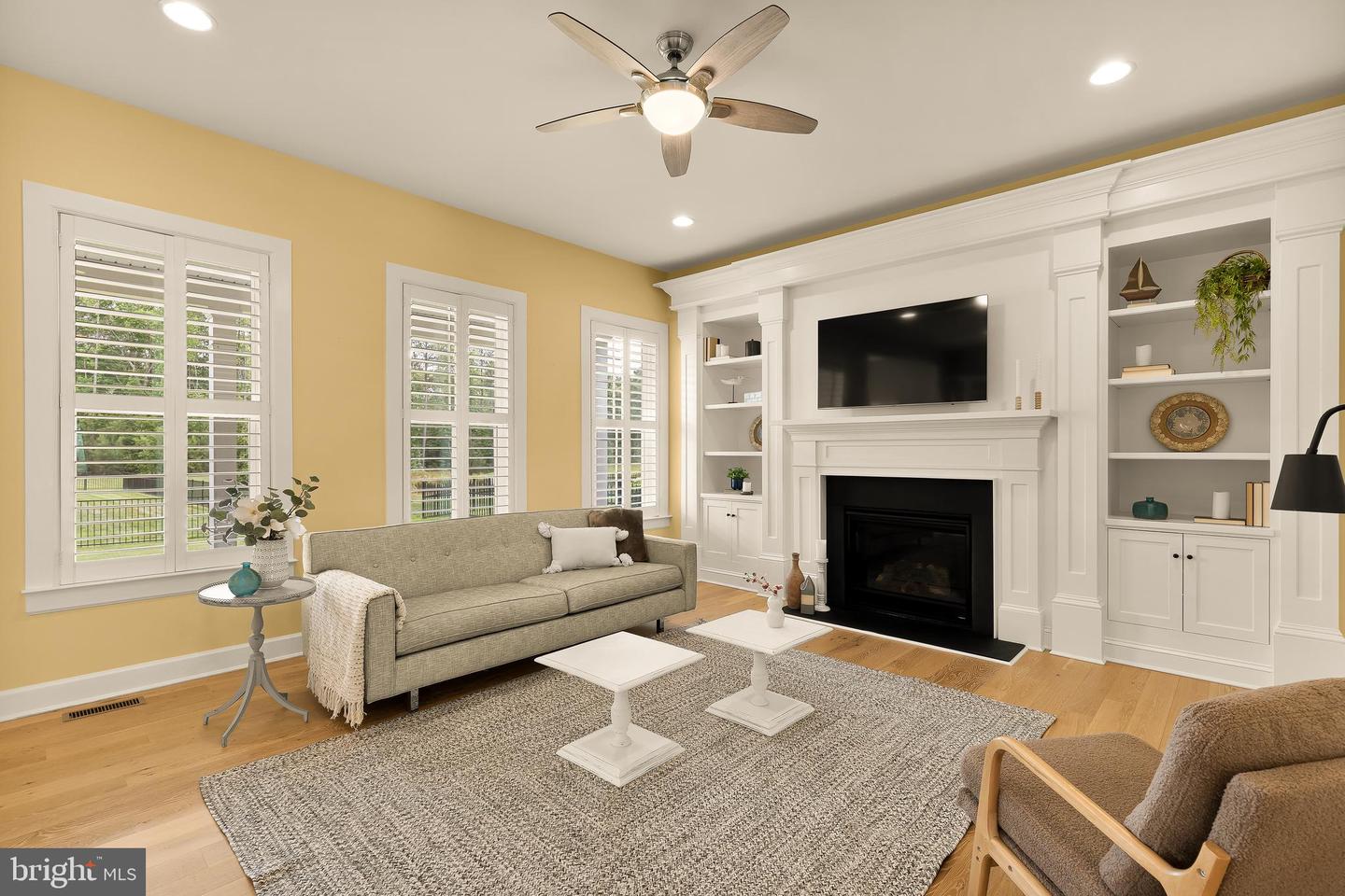 33415 Bridgehampton Ln Property Photo 11