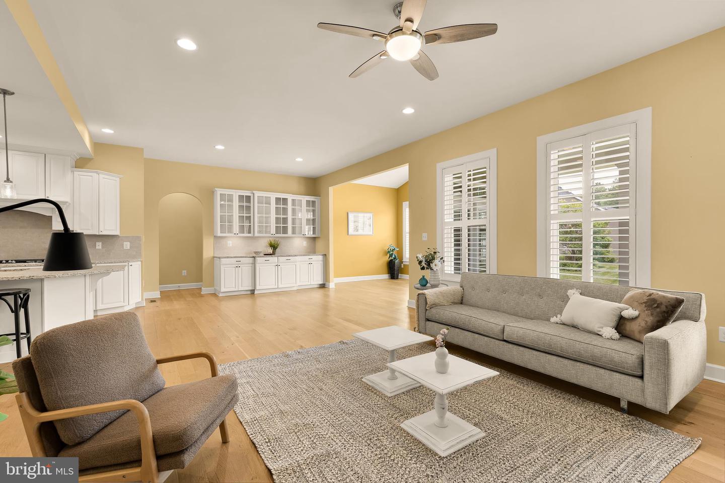 33415 Bridgehampton Ln Property Photo 13