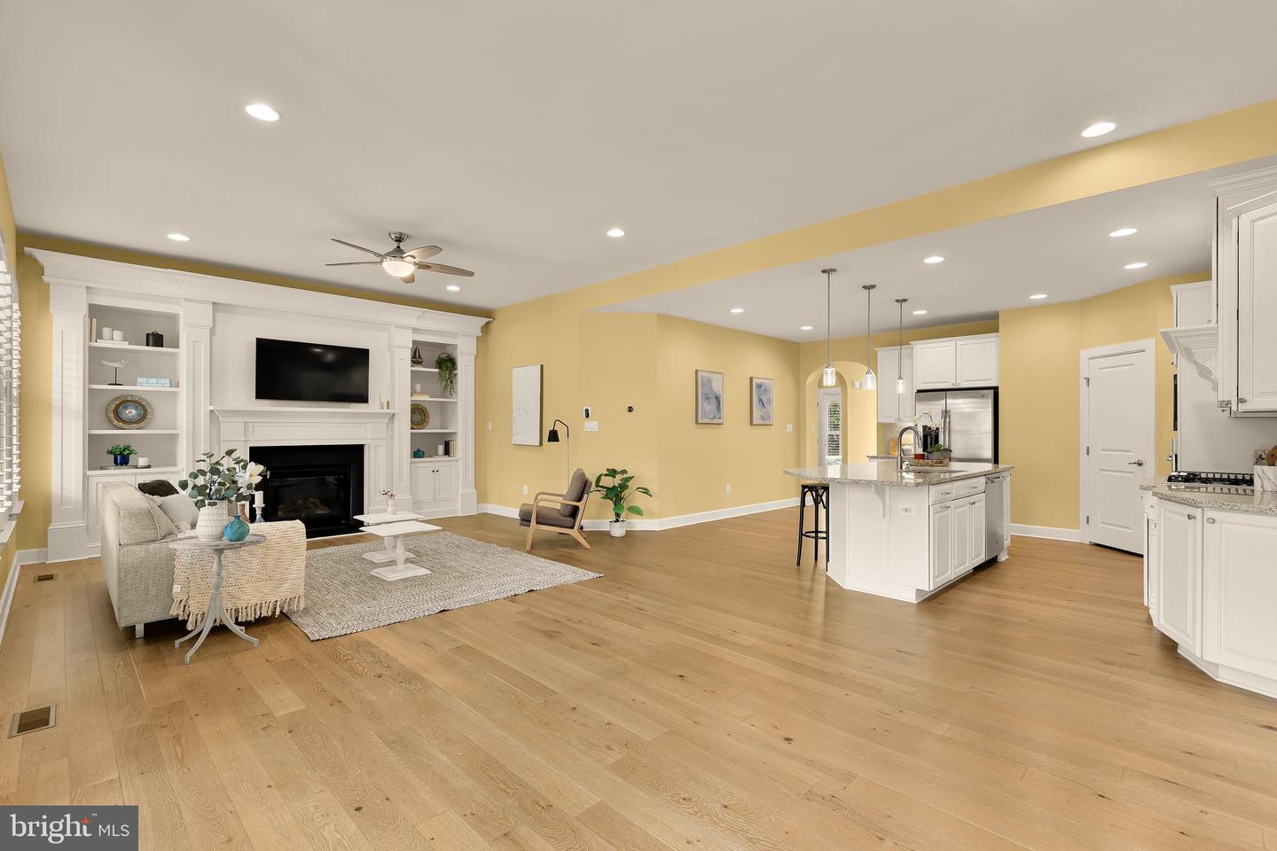 33415 Bridgehampton Ln Property Photo 15
