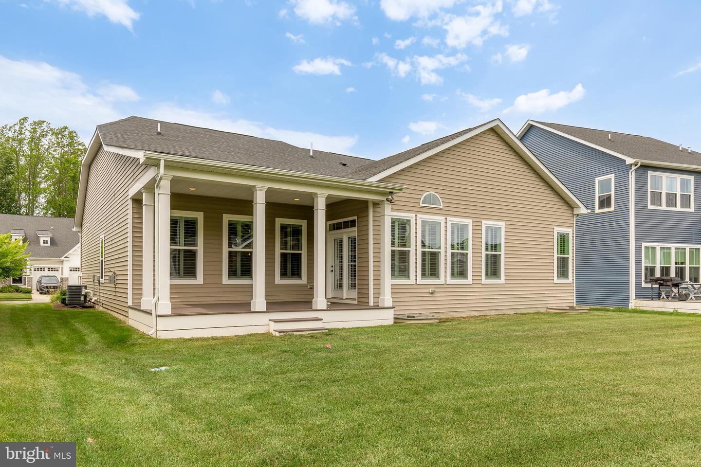 33415 Bridgehampton Ln Property Photo 19