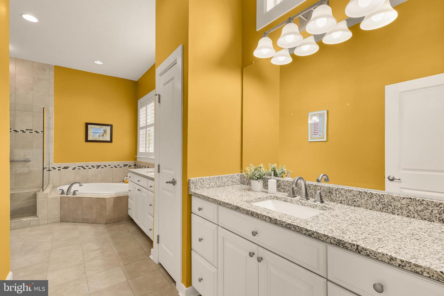 33415 Bridgehampton Ln Property Photo 24