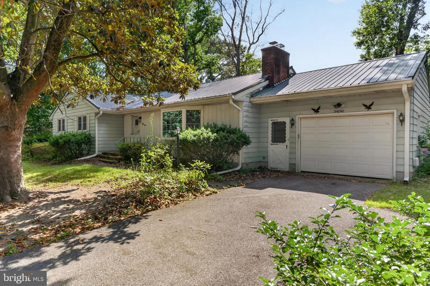 24242 BEAVER DAM DR