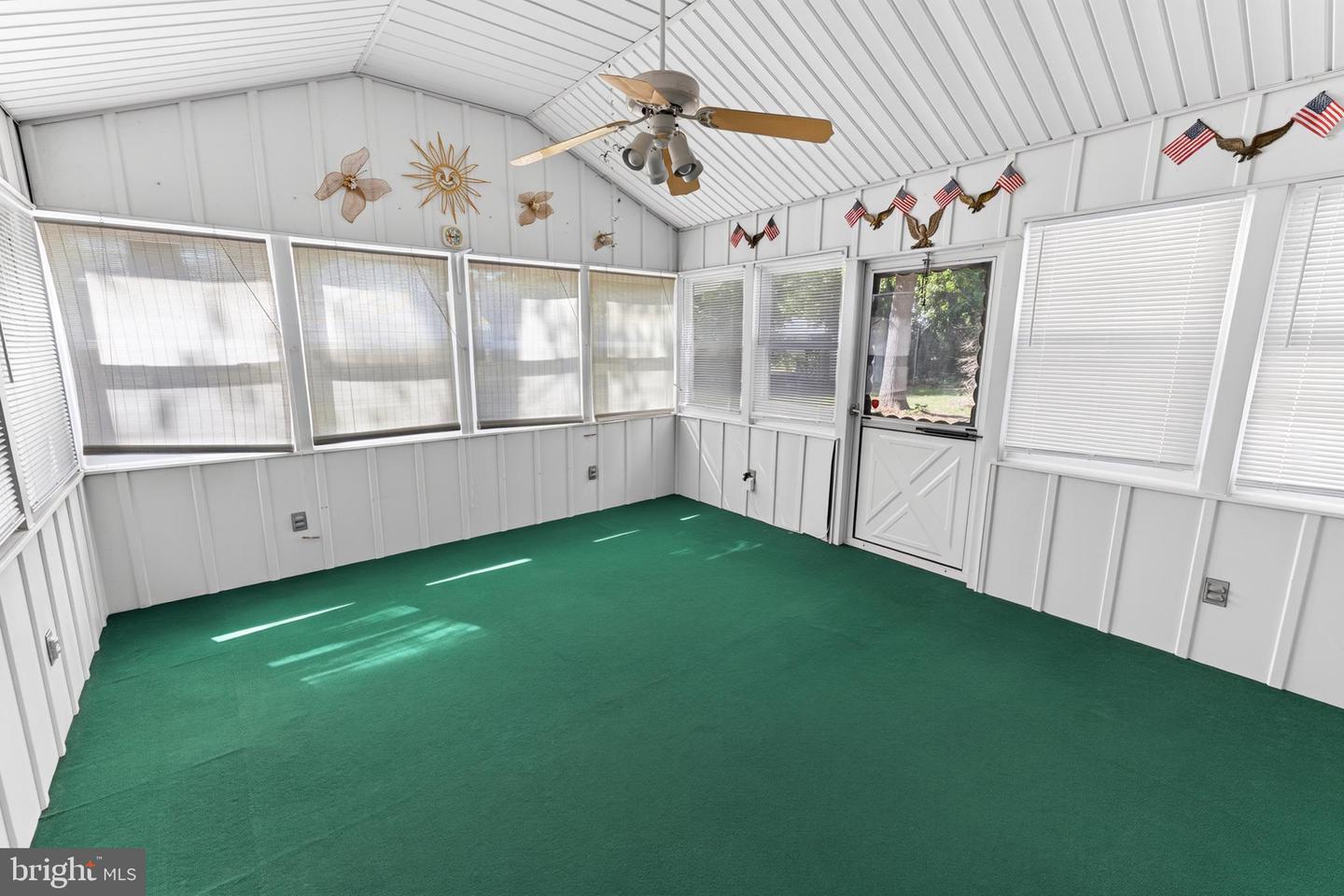 24242 Beaver Dam Dr Property Photo 15