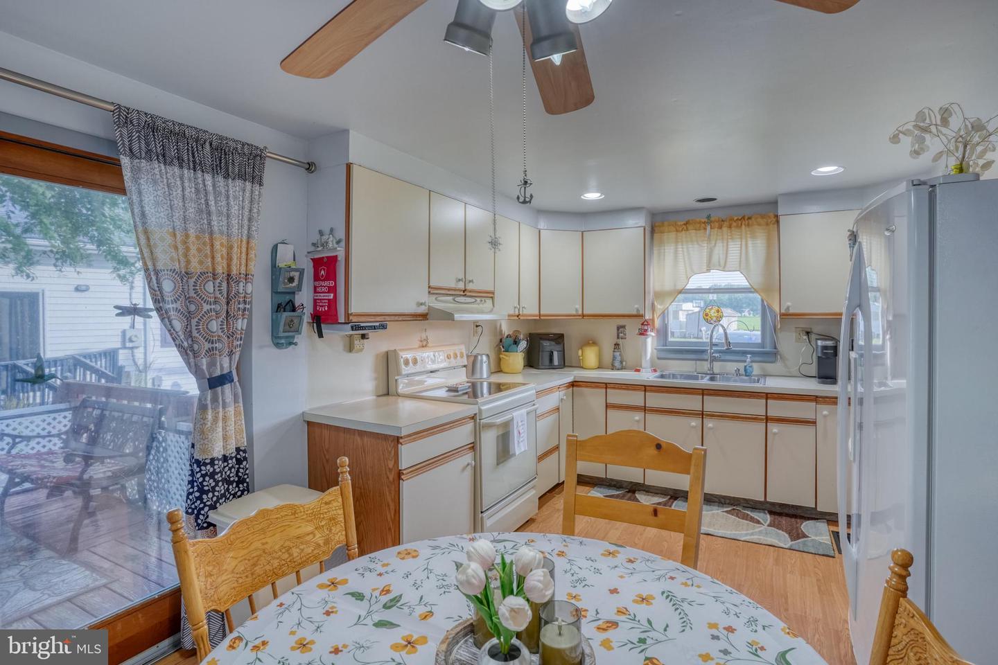 31360 River Rd Property Photo 10